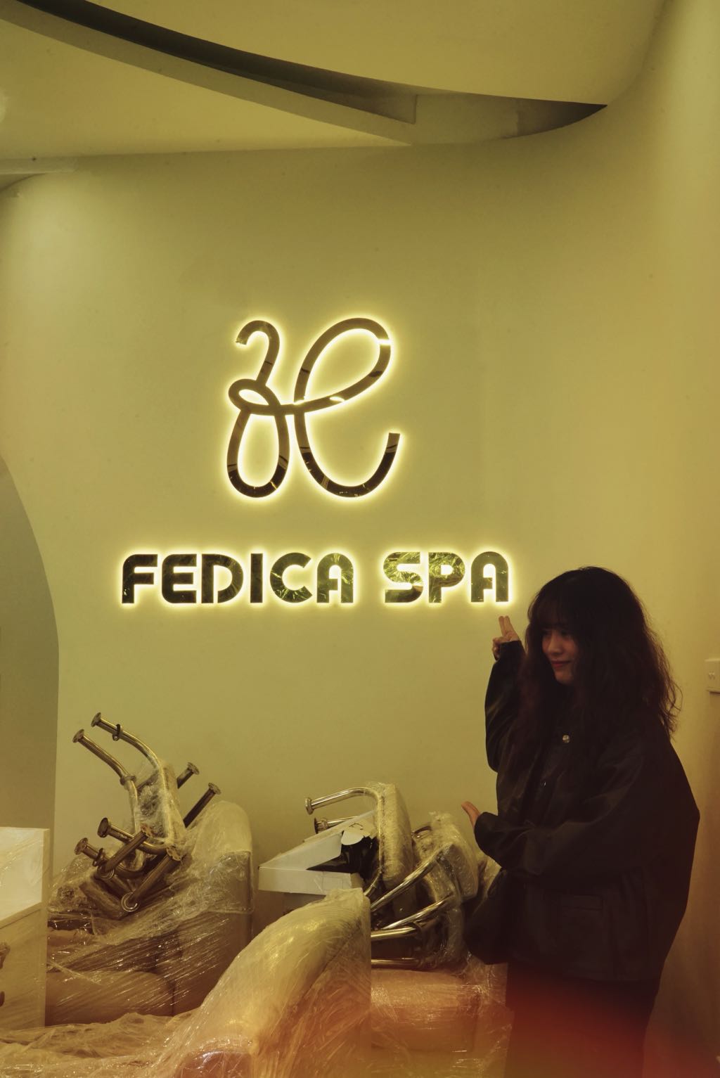 68+ Mẫu Bảng Hiệu Spa Cho Lĩnh Vực Làm Đẹp Ấn Tượng 5 mẫu bảng hiệu spa đẹp