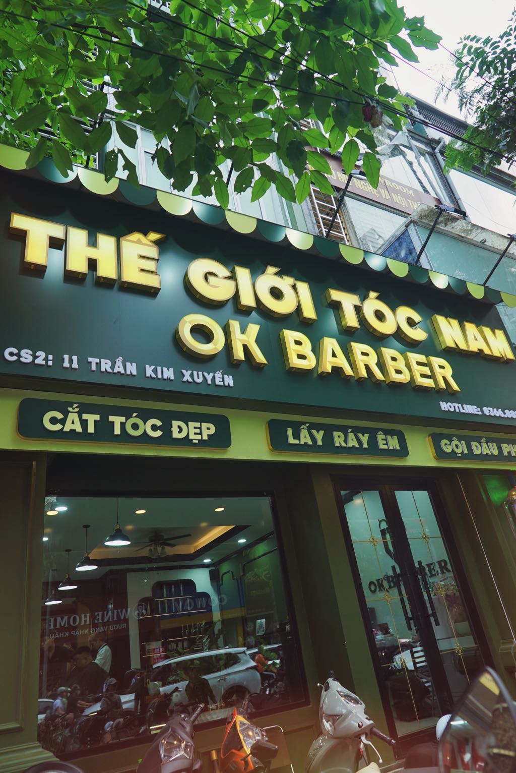 Làm Bảng Hiệu Barbershop cho OK Barber - Thế Giới Tóc Nam 10 toàn cảnh bảng hiệu barbershop cho ok barber