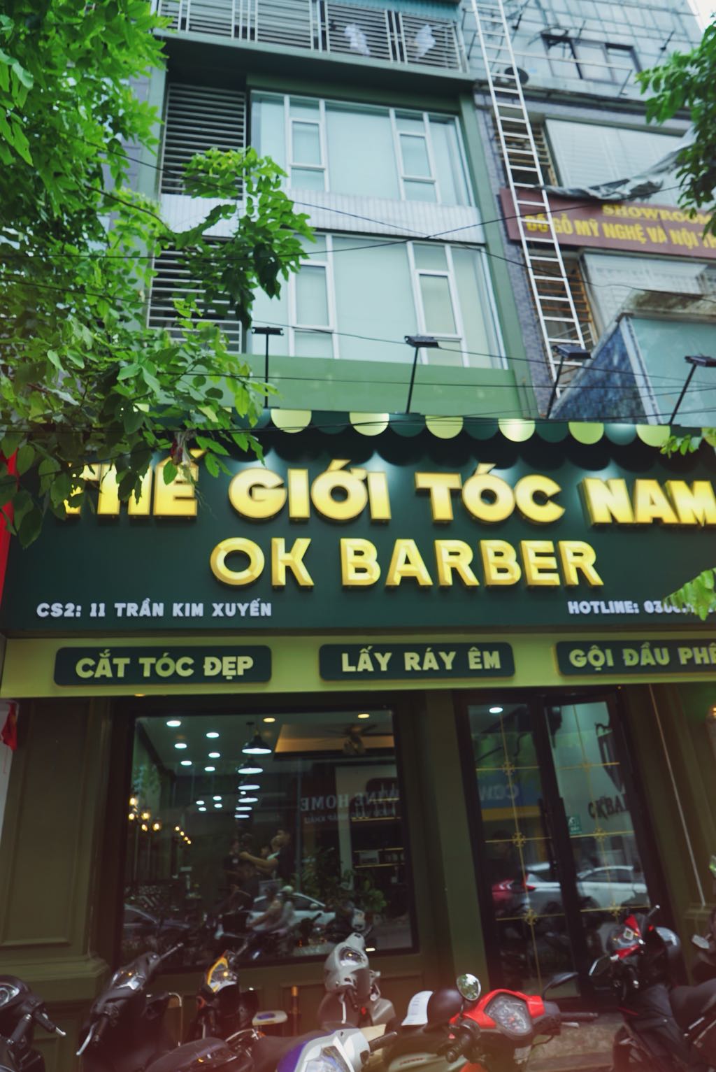 Làm Bảng Hiệu Barbershop cho OK Barber - Thế Giới Tóc Nam 9 bảng hiệu tiệm tóc nam