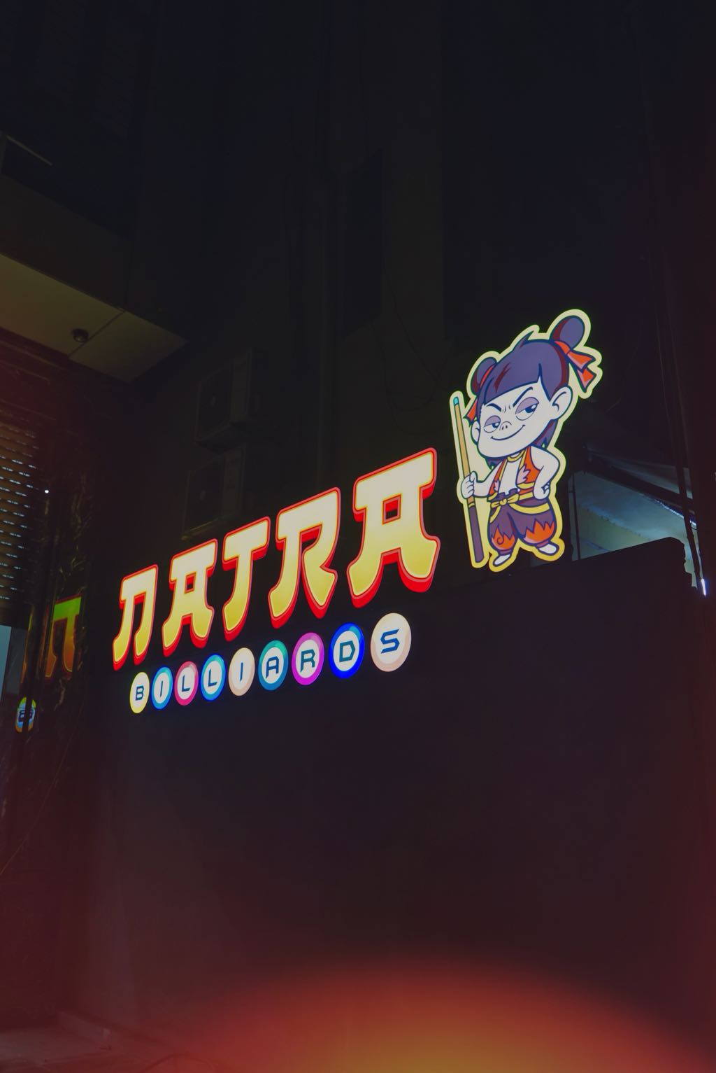 Vẽ Tranh Tường Kết Hợp Đèn Neon Cho Quán Bida Natra - Đan Phượng 3 vẽ tranh tường kết hợp đèn neon cho quán bida