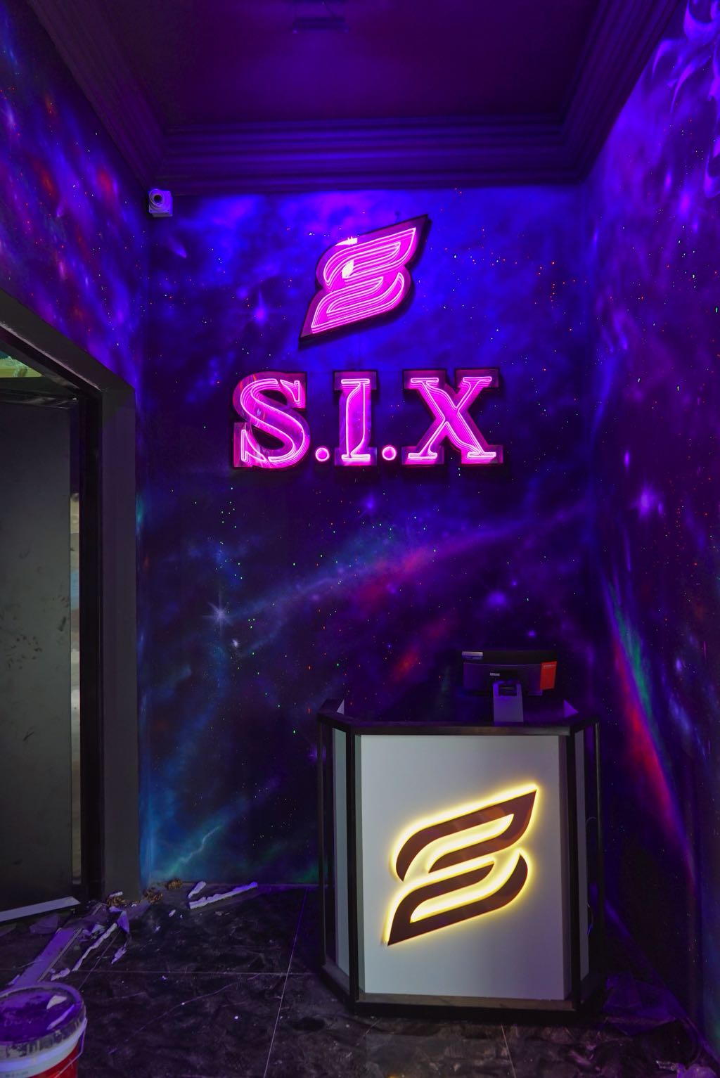 Dự Án Trang Trí Lounge bằng đèn RGB Tại Móng Cái 2 hình ảnh thi công lounge bằng đèn rgb tại móng cái