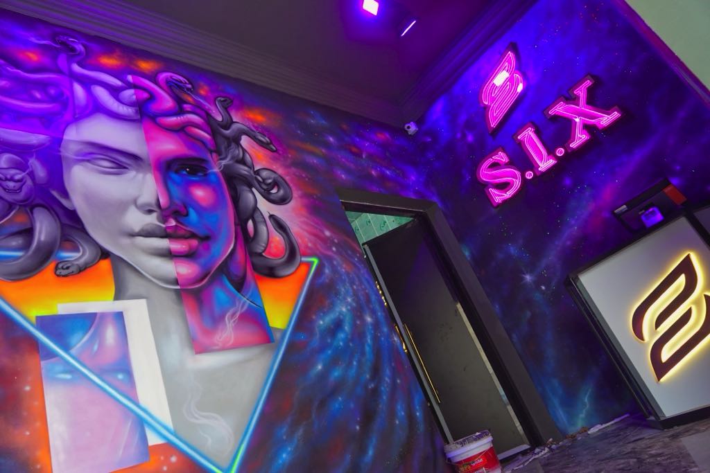 Dự Án Trang Trí Lounge bằng đèn RGB Tại Móng Cái 3 không gian hoàn thiện lounge bằng đèn rgb tại móng cái