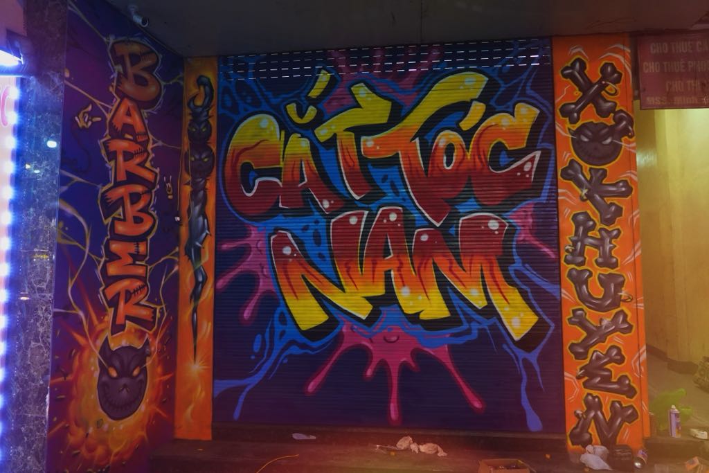 Biển Barbershop Sọ Thiết Kế Biển Hiệu Graffiti Cá Tính 4 biển hiệu barber shop