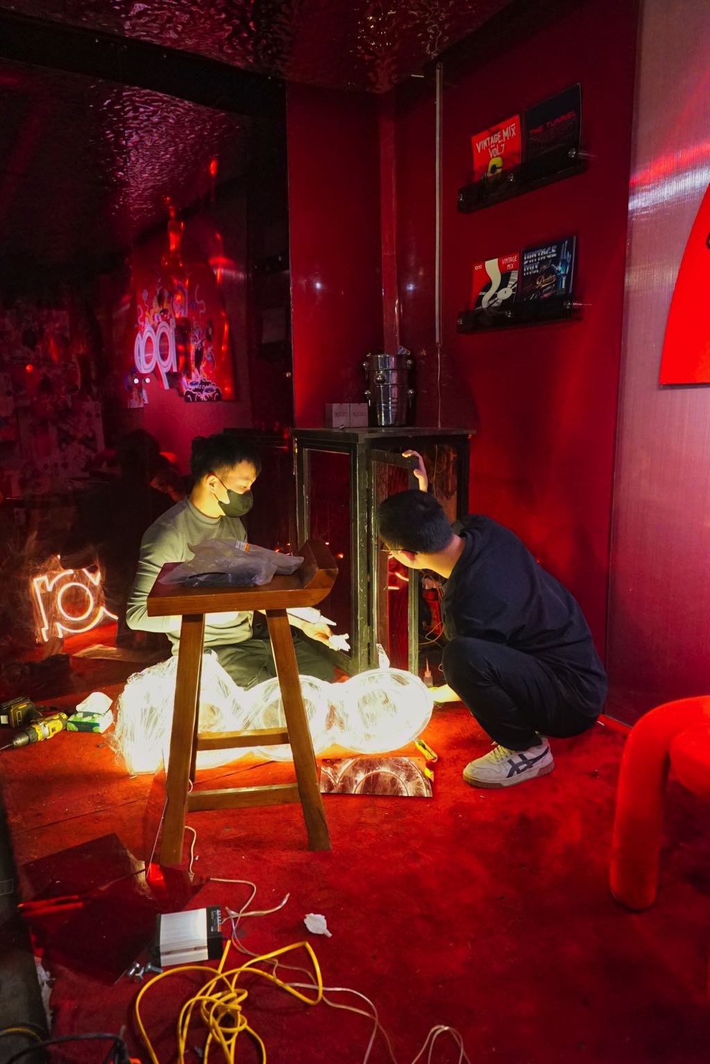 Mẫu Thiết Kế Quán Bar 1900 Le Théâtre Đậm Chất Dân Gian Việt Nam 6 chi tiết trang trí quán bar 1900 le théâtre đậm chất dân gian việt