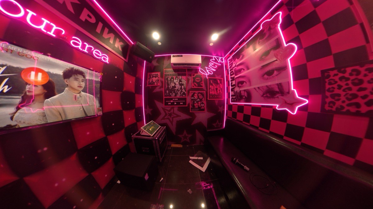 Chi phí decor Music Box: phòng concept Neon Pop Stage dự án Galaxy X
