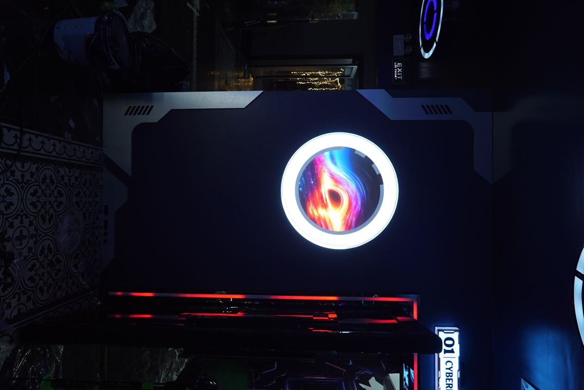 Tranh neon trang trí hình hố đen thiên hà cửa phòng chủ đề vũ trụ