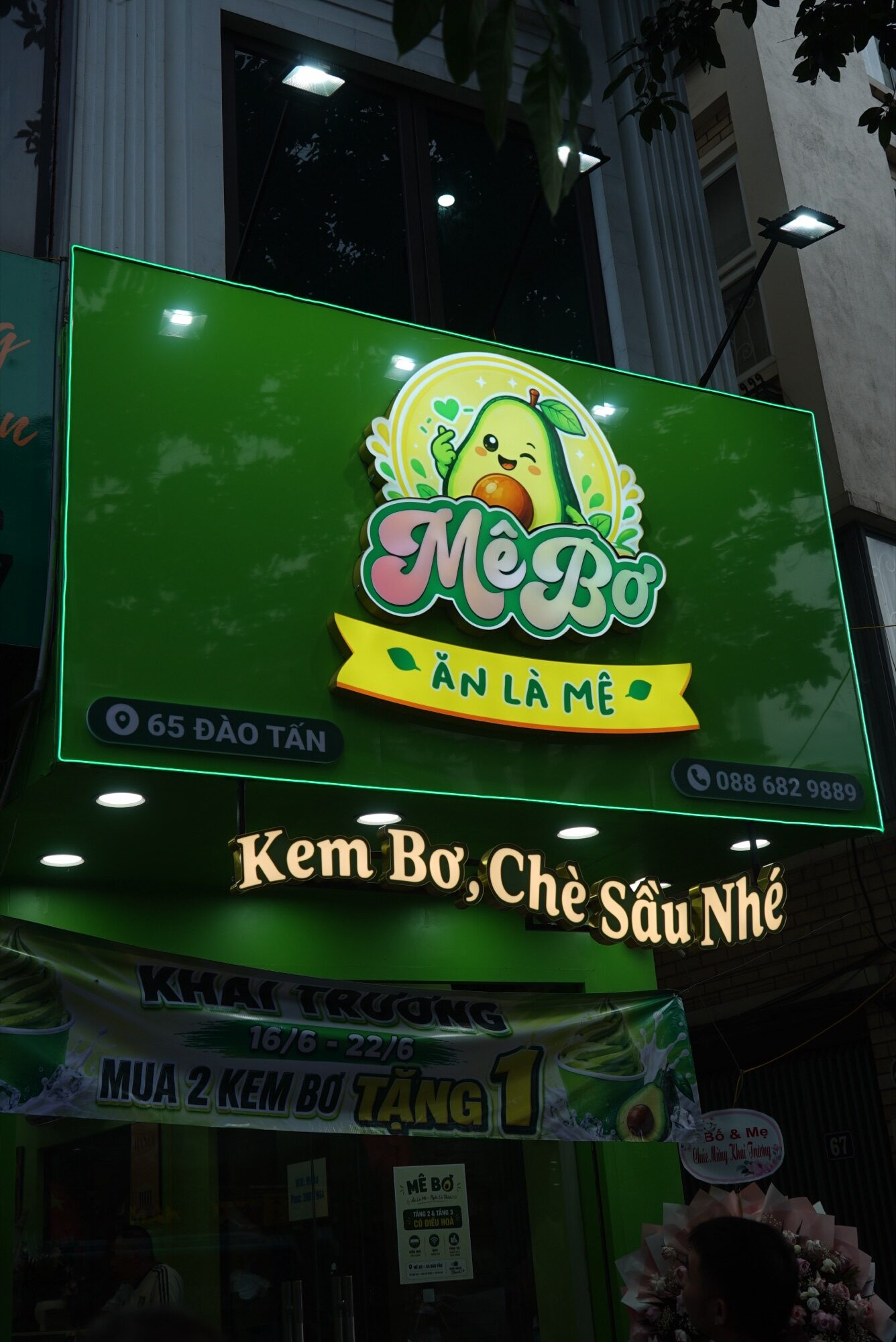 Báo giá làm biển quảng cáo: 6 hạng mục tạo nên giá và cách đọc báo giá 6 Biển quảng cáo ngoài trời với logo nổi và đèn rọi