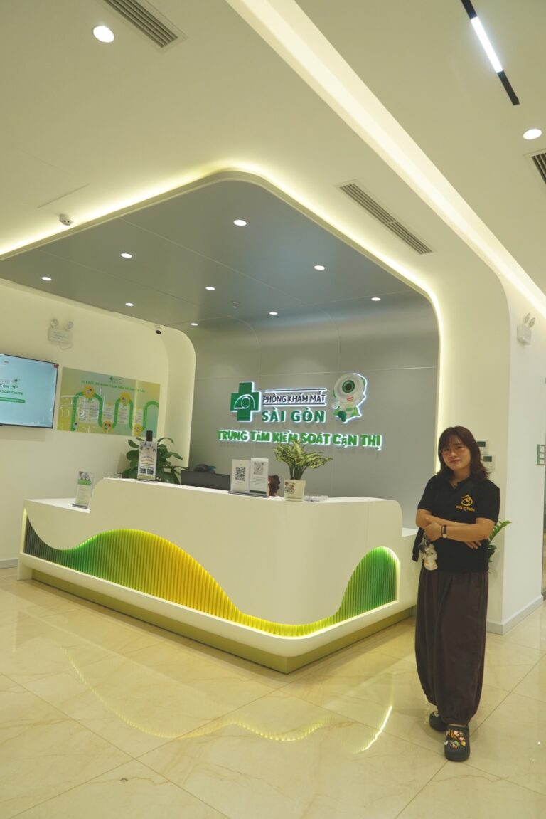 Biển hiệu Phòng Khám Mắt Sài Gòn: logo, trang trí trong nhà và mặt tiền 10 bien hieu phong kham mat sai gon 06