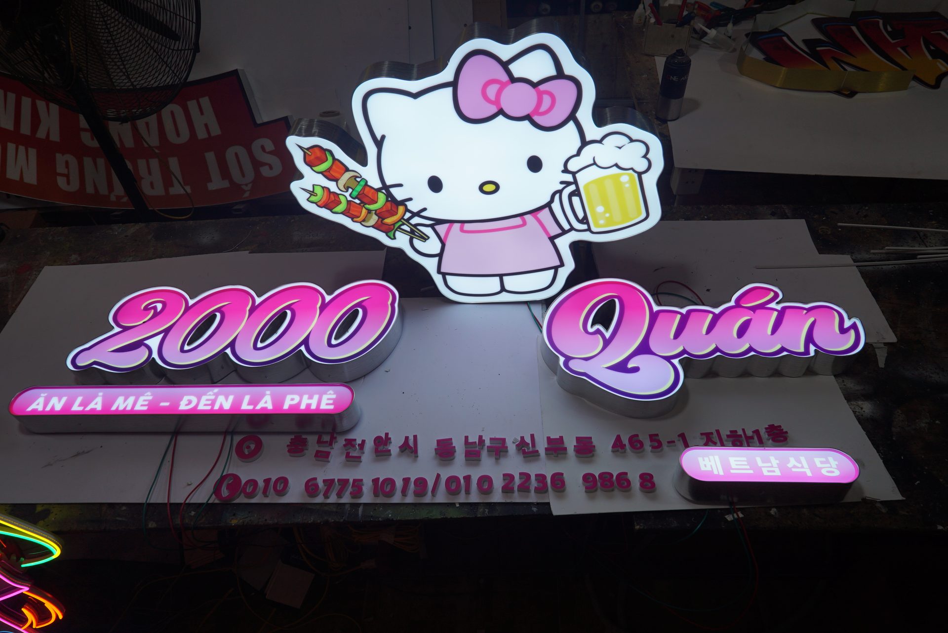 Biển quán nhậu, quán bia, lẩu nướng: 6 kiểu mặt tiền sáng rõ về đêm 10 Mặt tiền 2000 Quán với biển sáng ban đêm